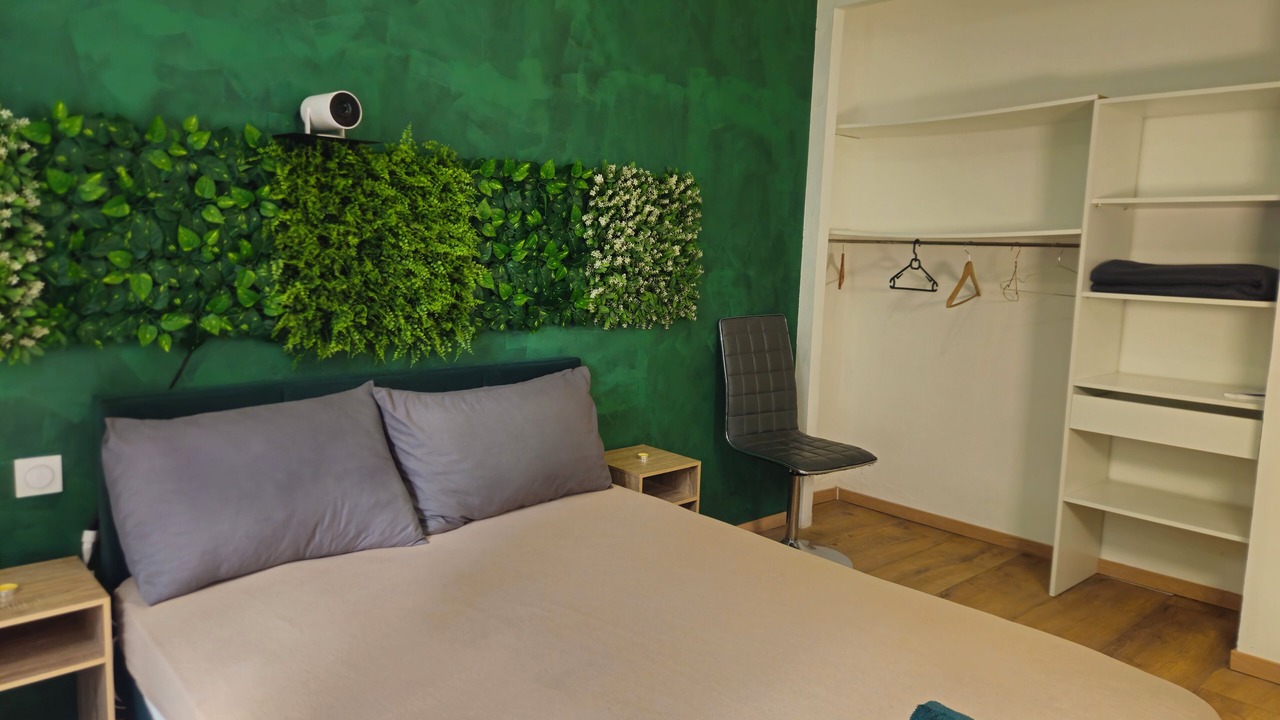 Photo of Bedroom in Saint-Salvayre