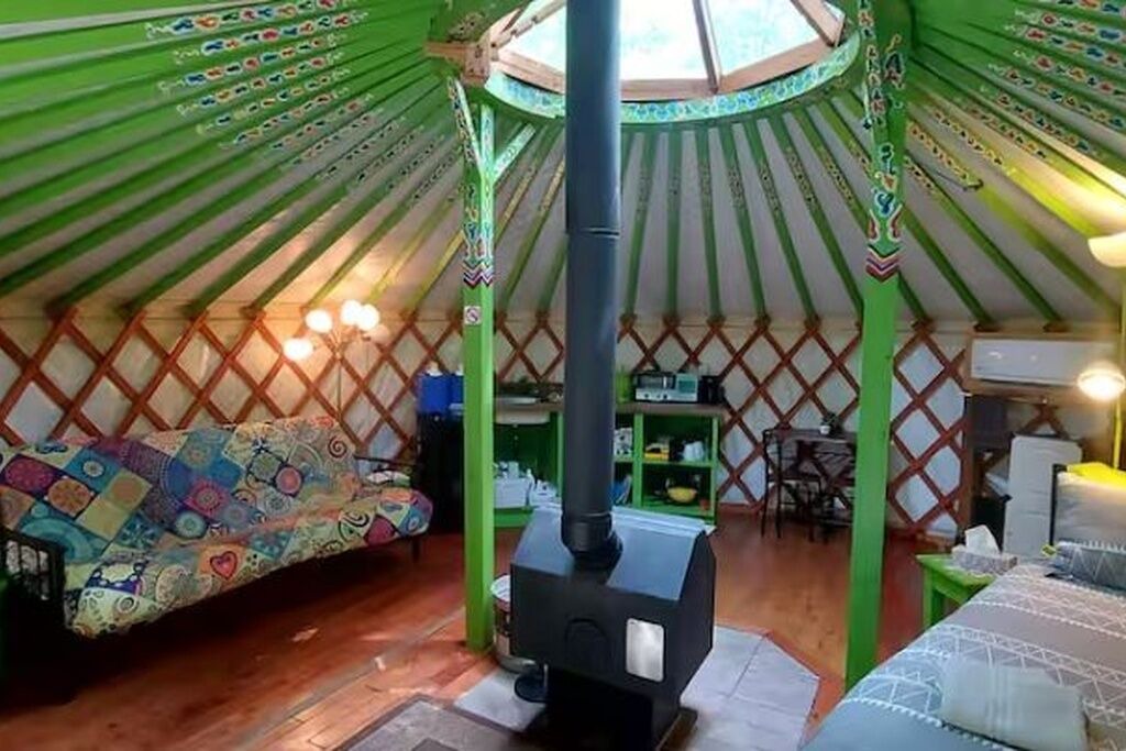 Photo of Bedroom in Mandeville