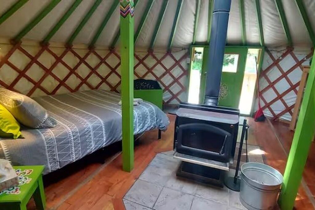 Photo of Bedroom in Mandeville