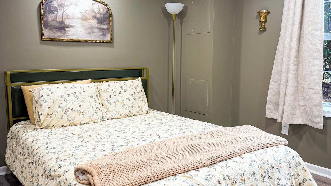 Photo of Bedroom in Lynchburg