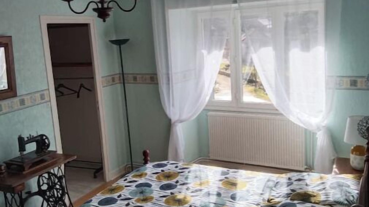 Photo of Bedroom in Avot