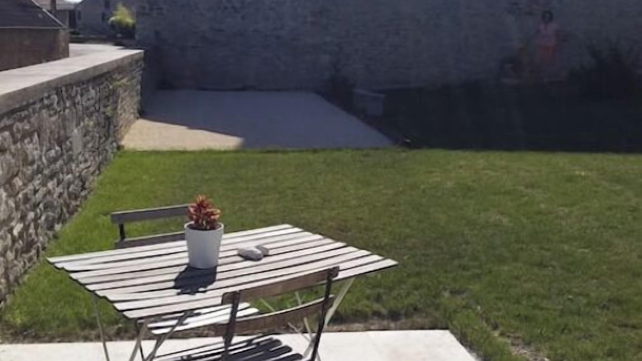 Photo of Outdoor in Avot