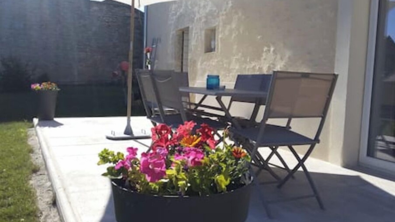 Photo of Outdoor in Avot