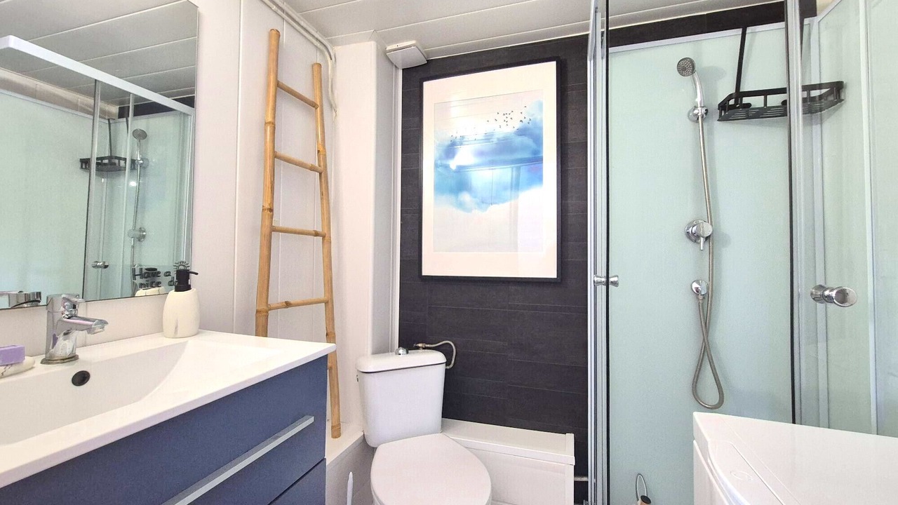 Photo of Bathroom in Laon