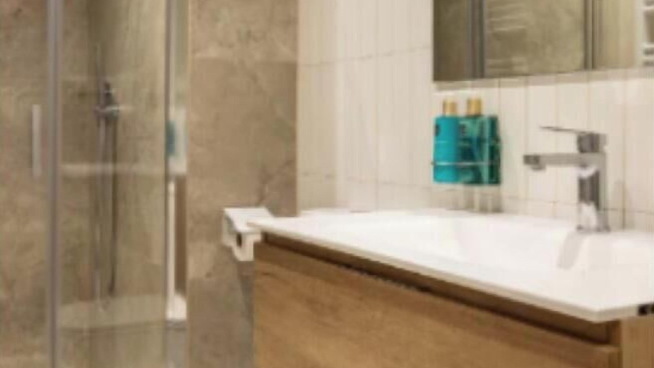 Photo of Bathroom in Embajadores