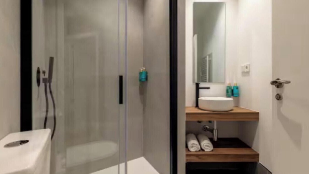 Photo of Bathroom in Embajadores