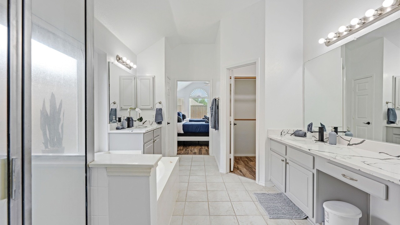 Photo of Bathroom in Allen