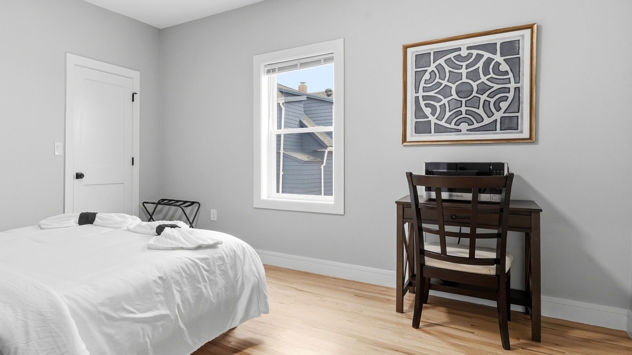 Photo of Bedroom in Everett