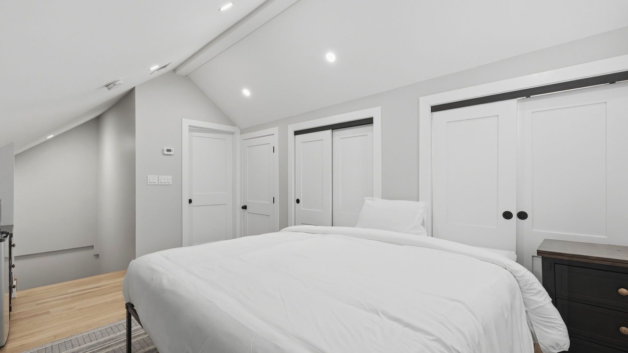 Photo of Bedroom in Everett