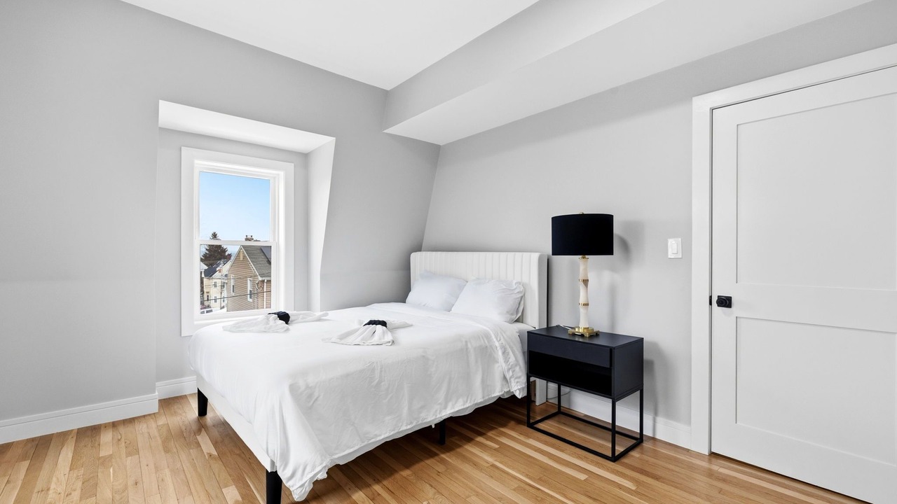 Photo of Bedroom in Everett