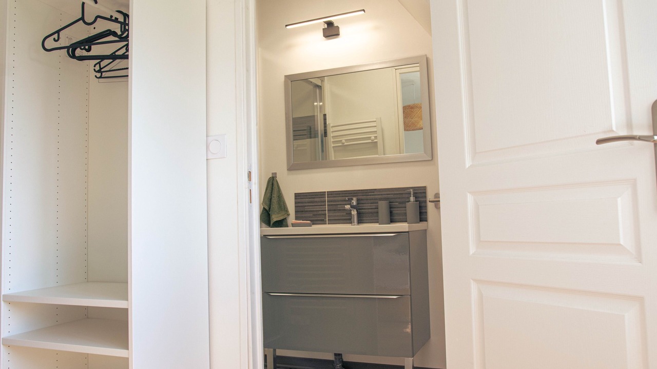 Photo of Bathroom in Sainte-Marguerite-sur-Duclair