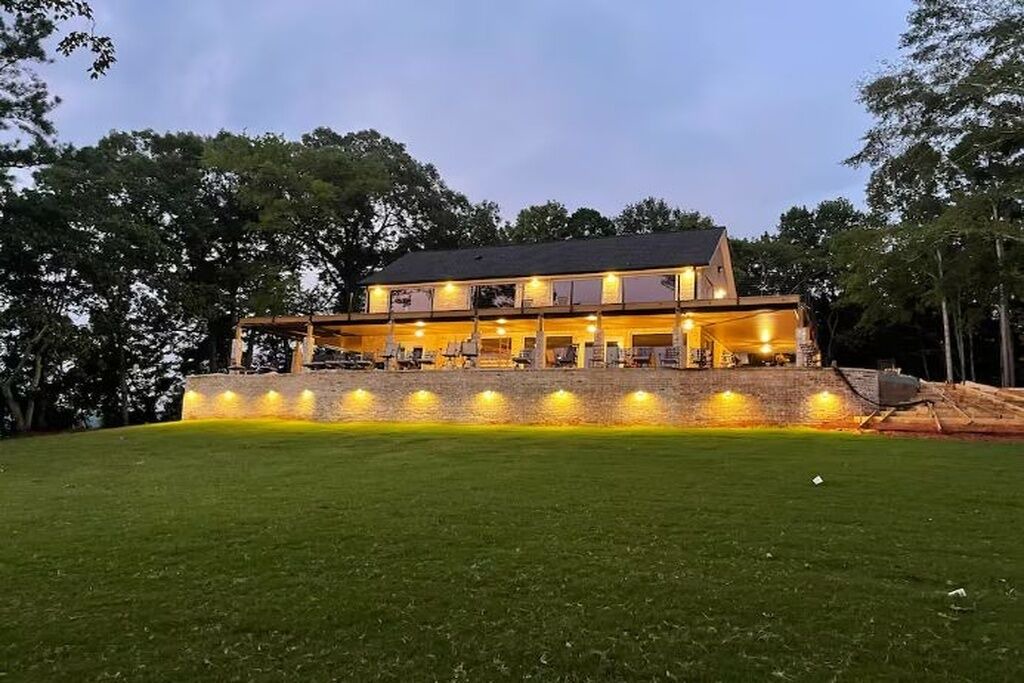 Photo of Outdoor in Monticello
