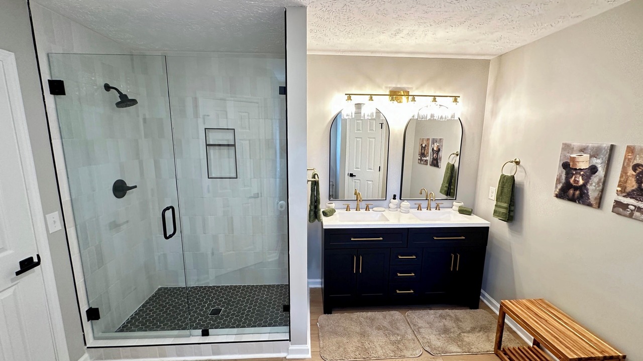 Photo of Bathroom in Smyrna