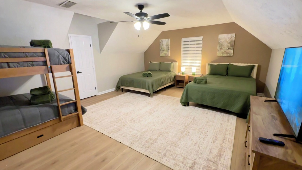 Photo of Bedroom in Smyrna