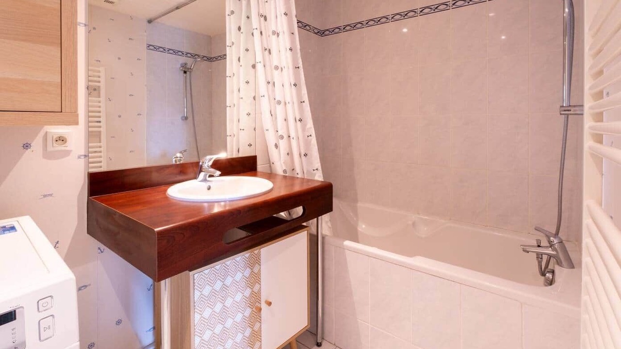 Photo of Bathroom in Nord-Saint-Martin