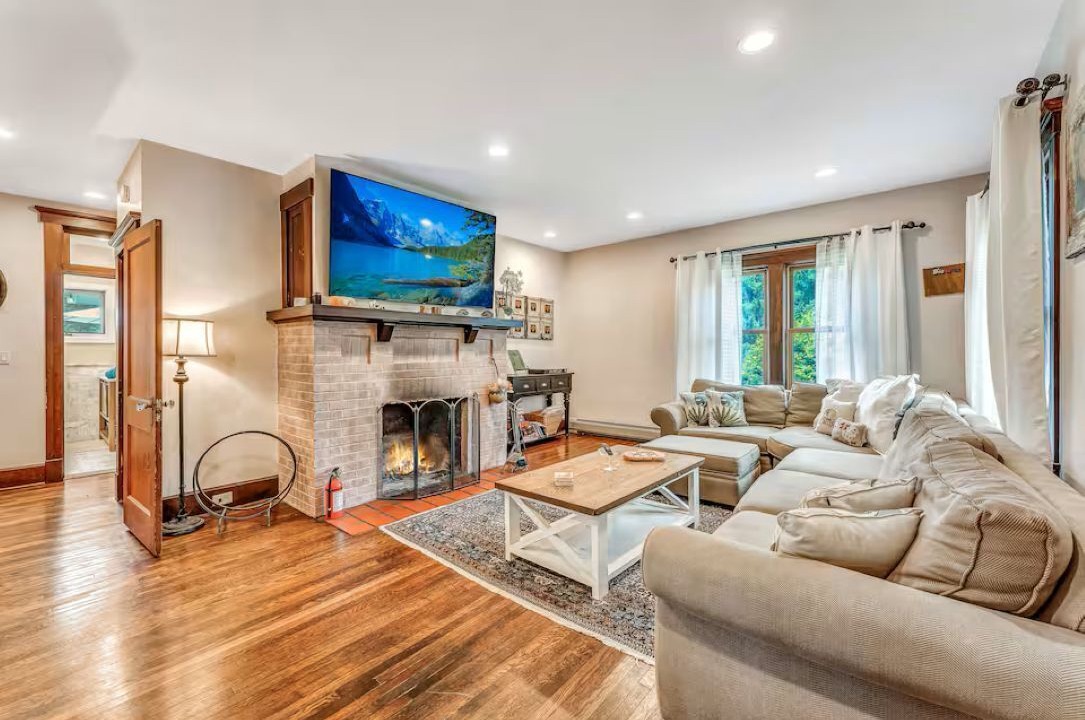 Photo of Livingroom in Warwick