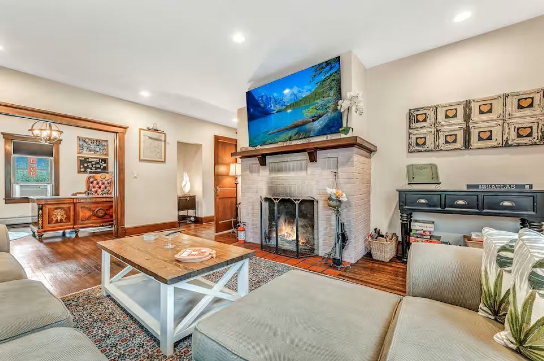 Photo of Livingroom in Warwick