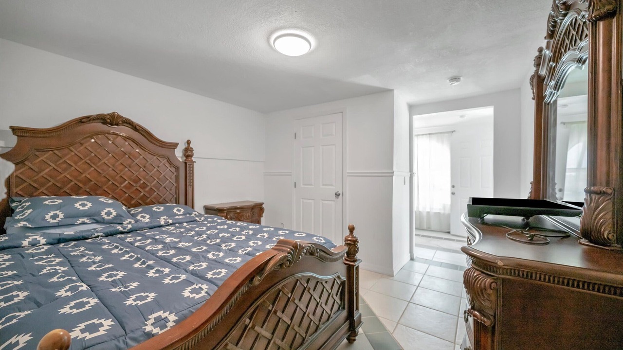 Photo of Bedroom in Alabama Grove Terrace