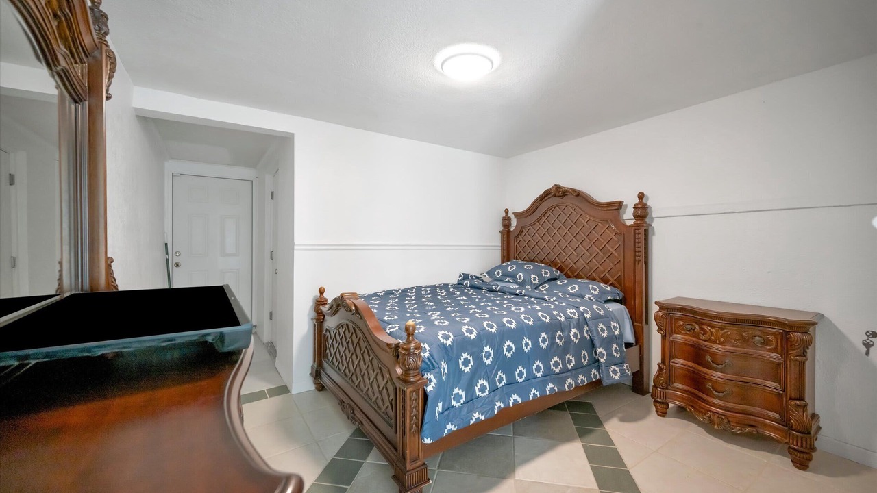 Photo of Bedroom in Alabama Grove Terrace