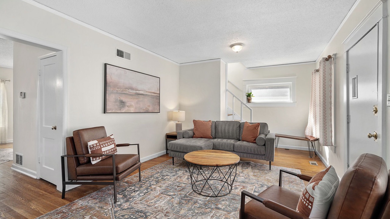 Photo of Livingroom in Rosedale