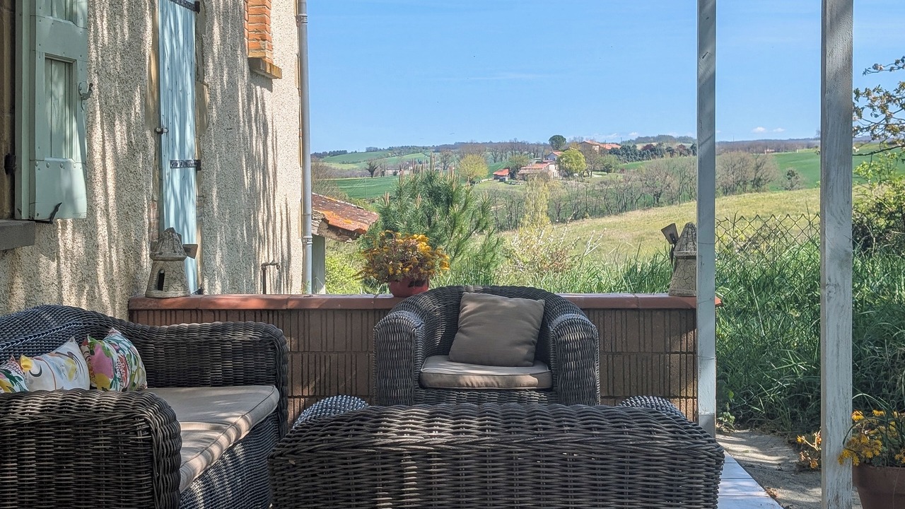 Photo of Patio Balcony in Saint-Gauzens