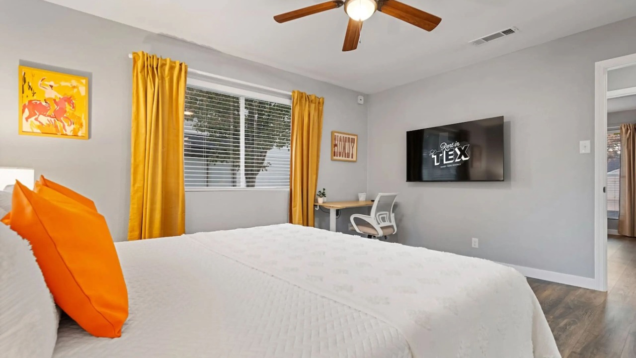 Photo of Bedroom in Brushy Creek