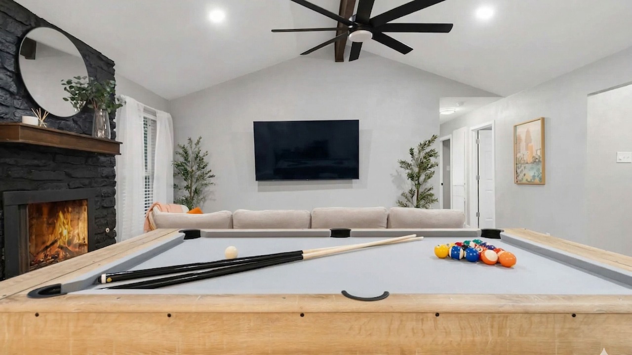 Photo of Livingroom in Brushy Creek