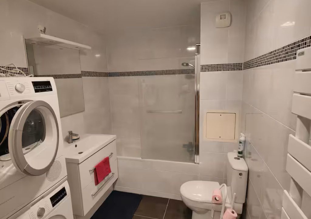 Photo of Bathroom in Bois-Colombes