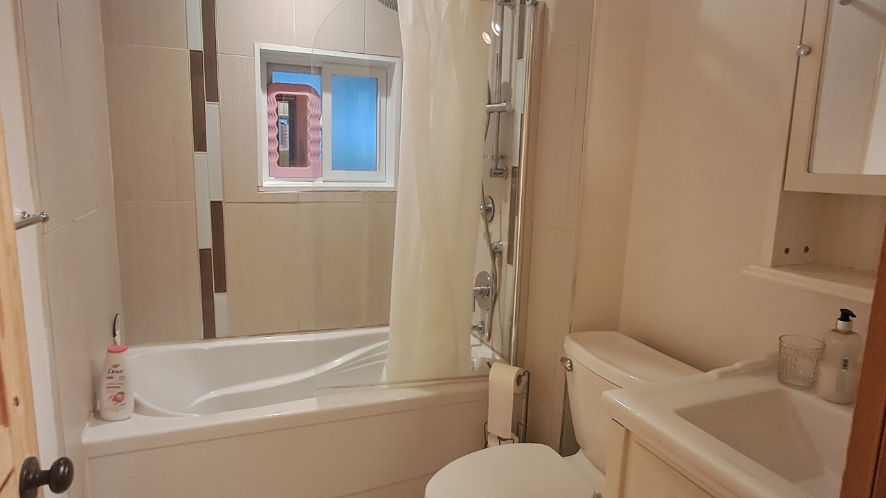 Photo of Bathroom in District Wright - Parc - de - la - Montagne