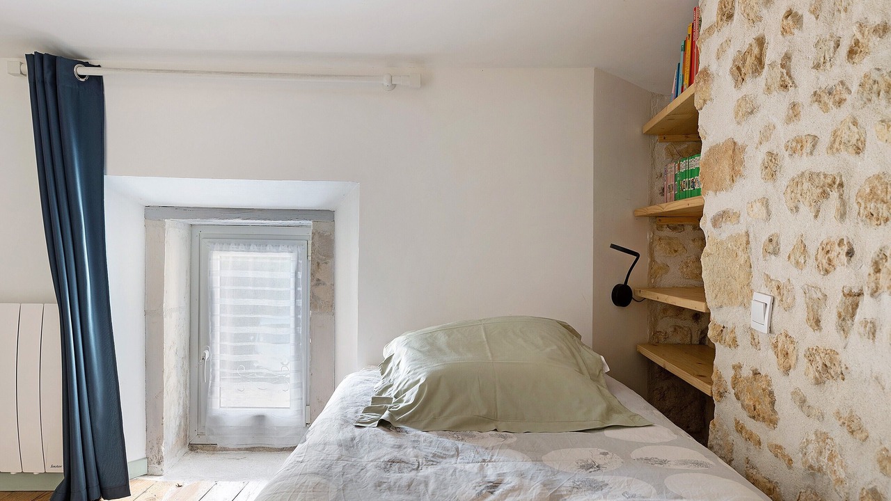 Photo of Bedroom in Vouneuil-sous-Biard