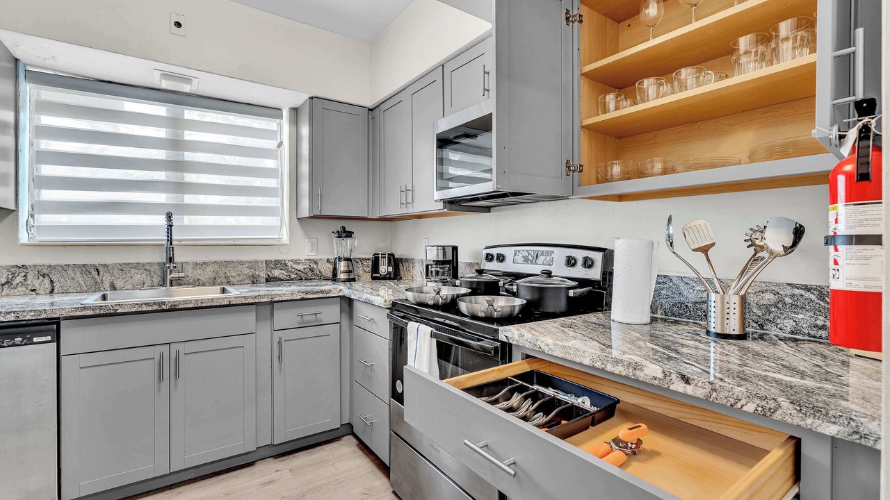 Photo of Kitchen in Bay Harbor Islands