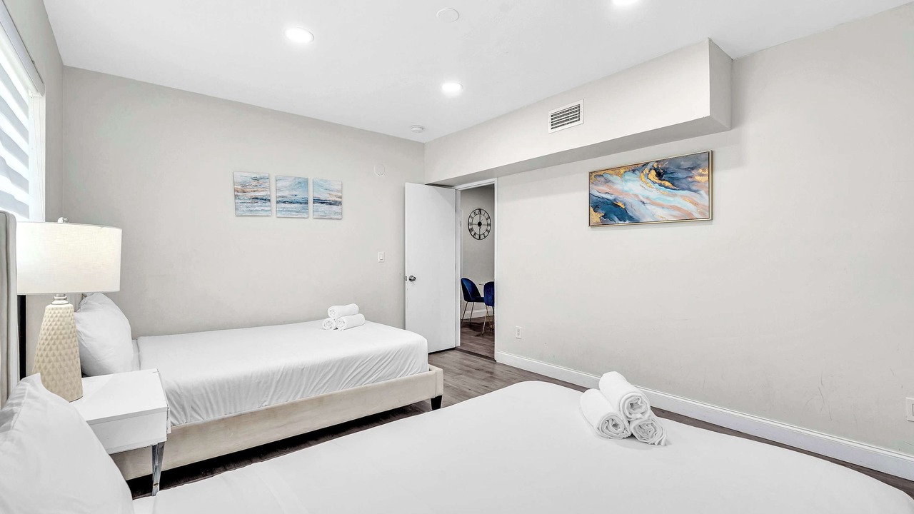 Photo of Bedroom in Bay Harbor Islands