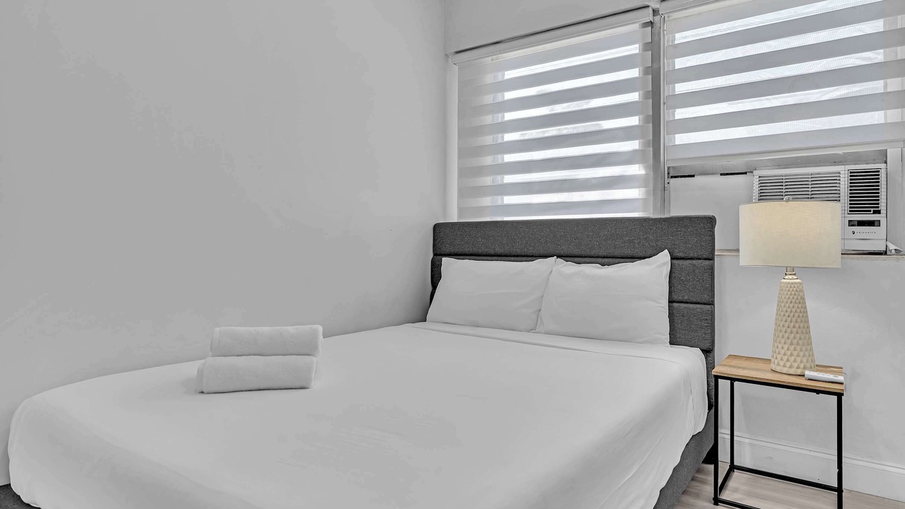 Photo of Bedroom in Bay Harbor Islands