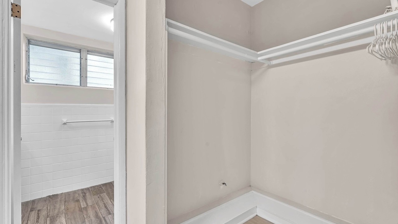 Photo of Bathroom in Bay Harbor Islands