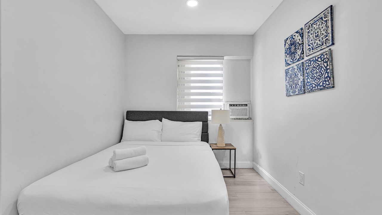 Photo of Bedroom in Bay Harbor Islands