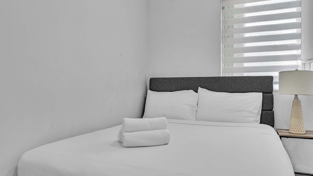 Photo of Bedroom in Bay Harbor Islands