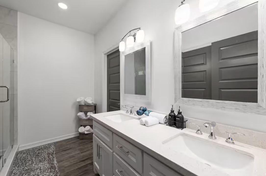 Photo of Bathroom in Edinburg
