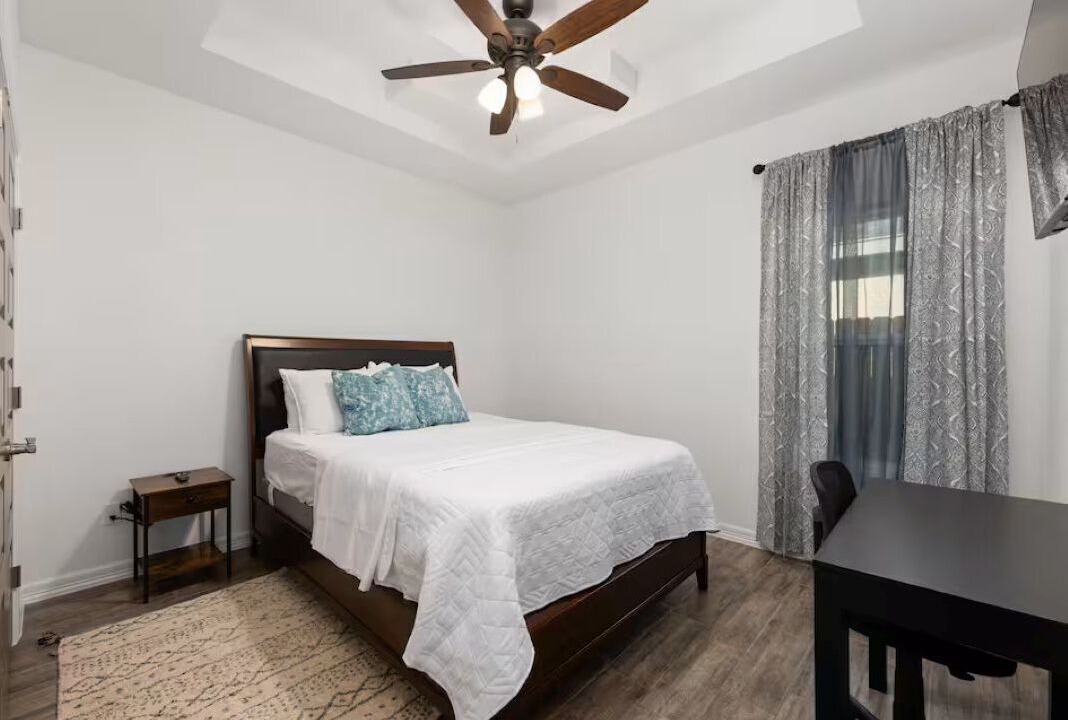 Photo of Bedroom in Edinburg