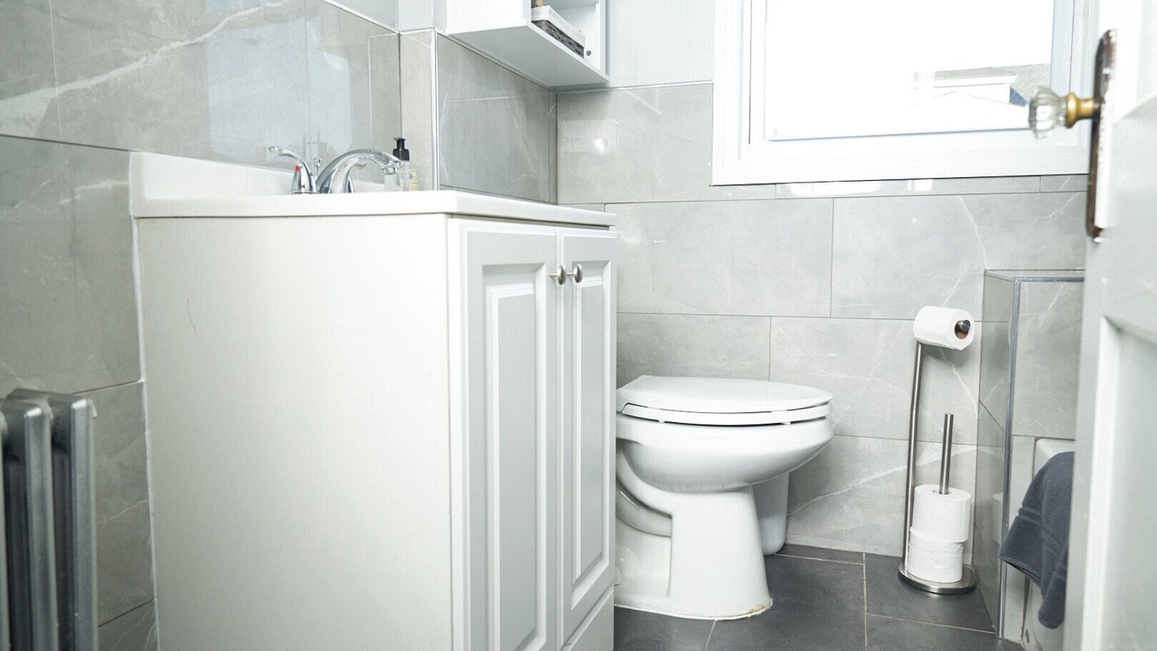 Photo of Bathroom in Irvington