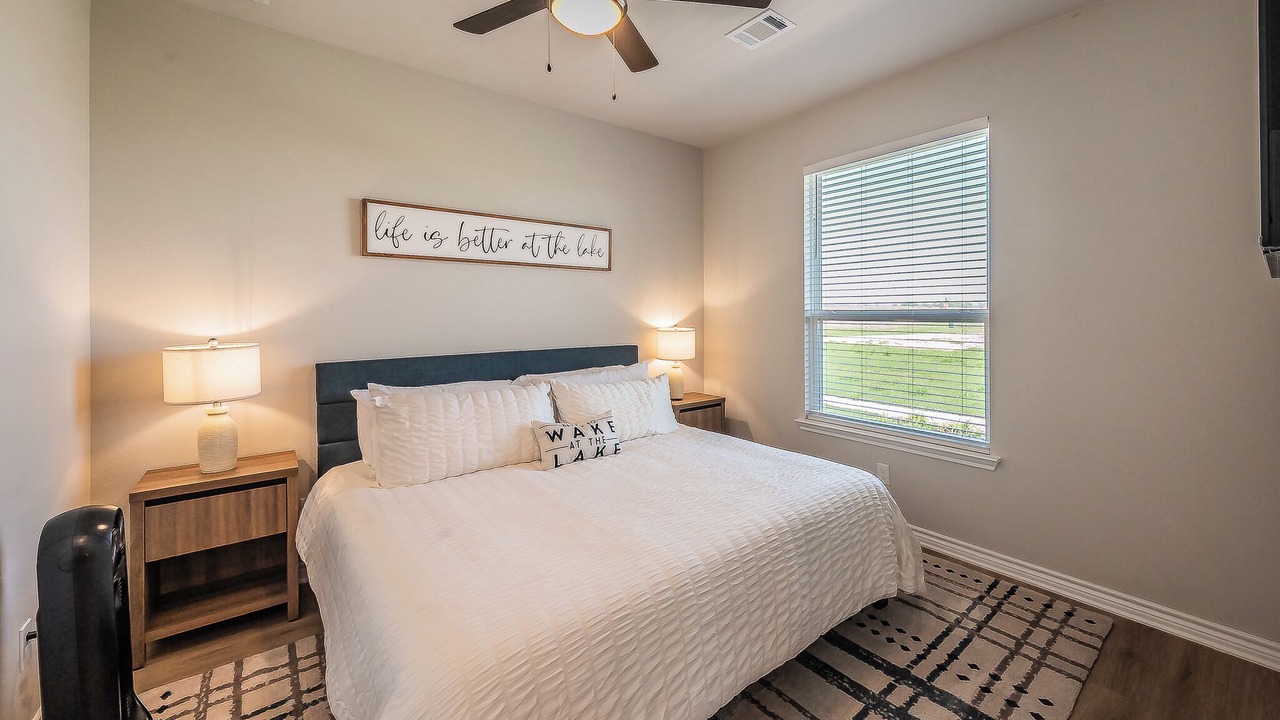 Photo of Bedroom in Eureka