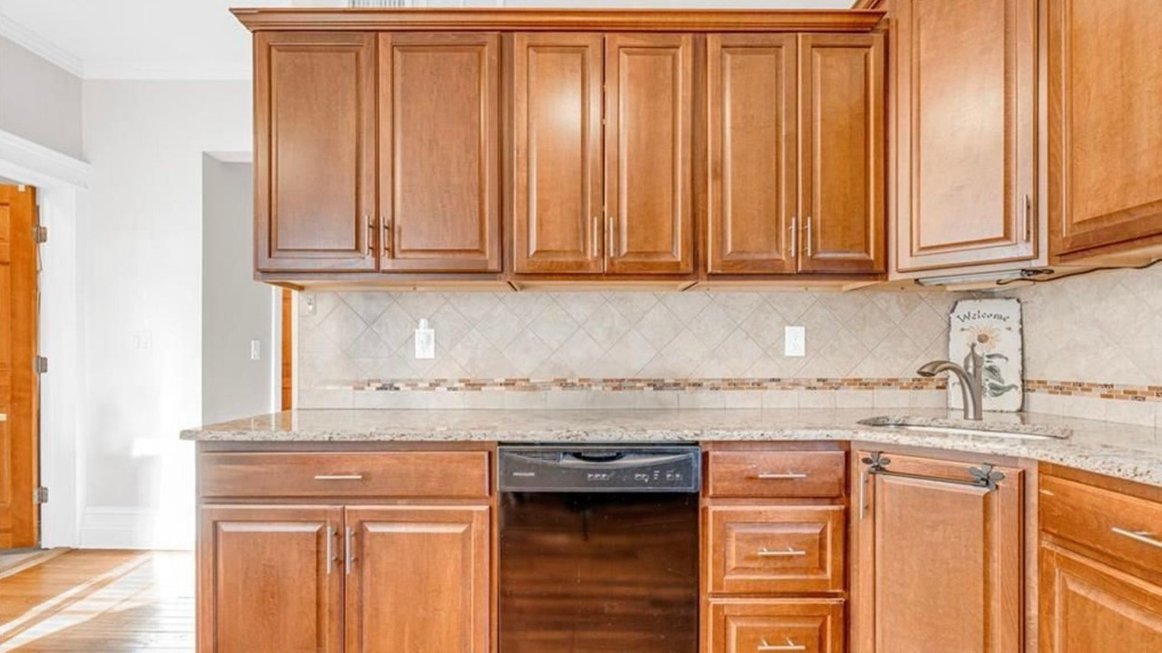 Photo of Kitchen in Wall