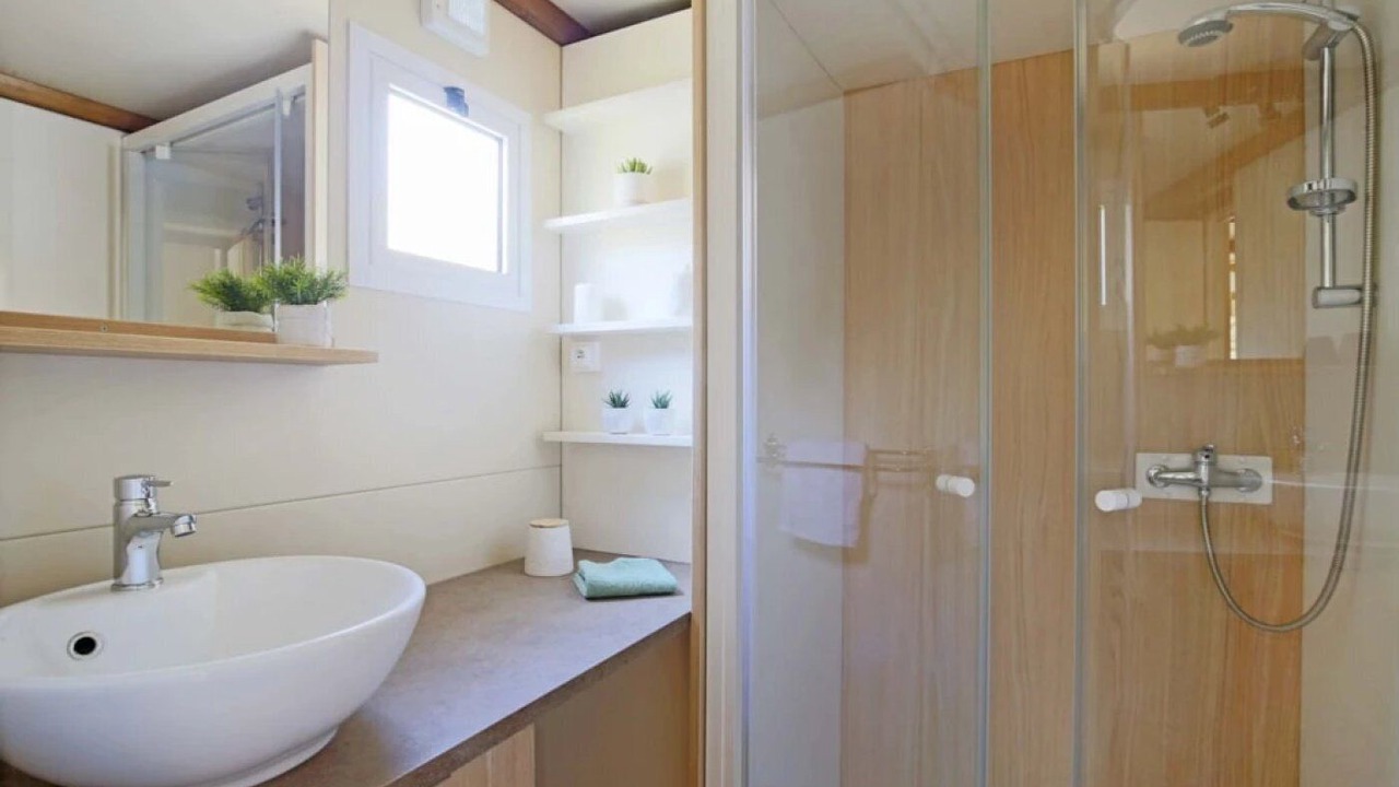 Photo of Bathroom in Lepin-le-Lac