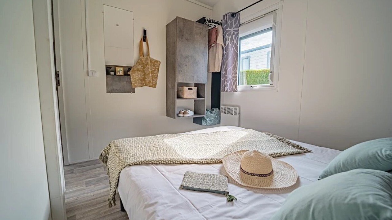 Photo of Bedroom in Brem Sur Mer