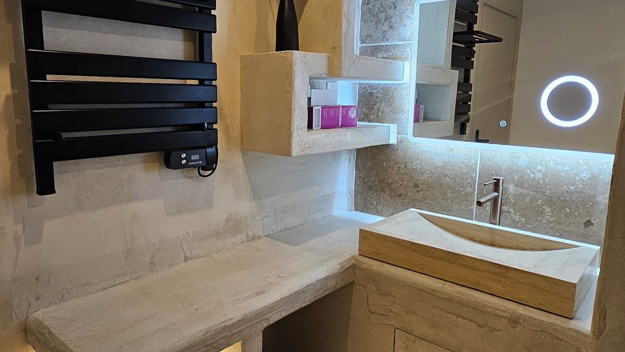 Photo of Bathroom in Montge-en-Goele