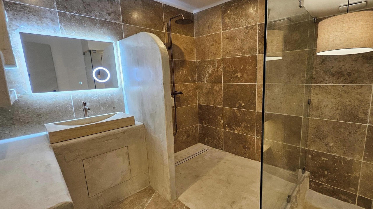Photo of Bathroom in Montge-en-Goele