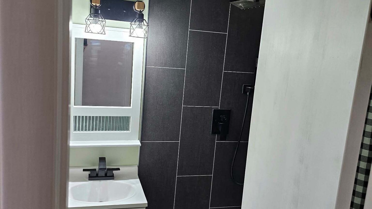 Photo of Bathroom in James Creek