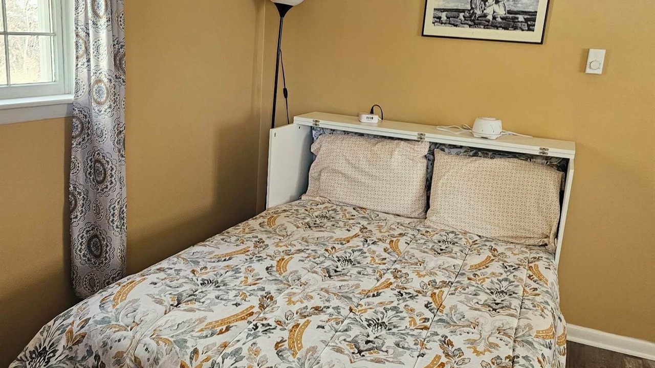 Photo of Bedroom in James Creek