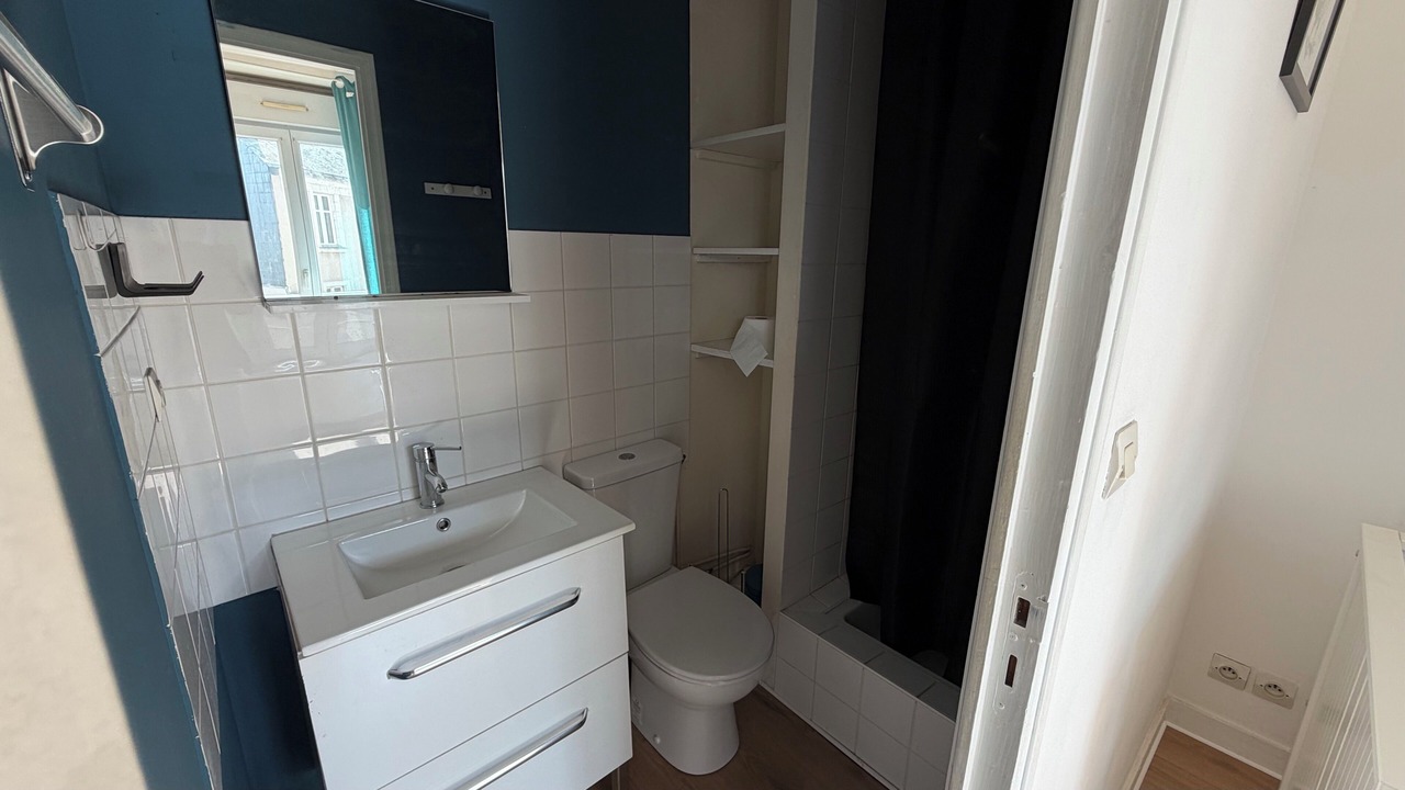 Photo of Bathroom in Downtown Angers