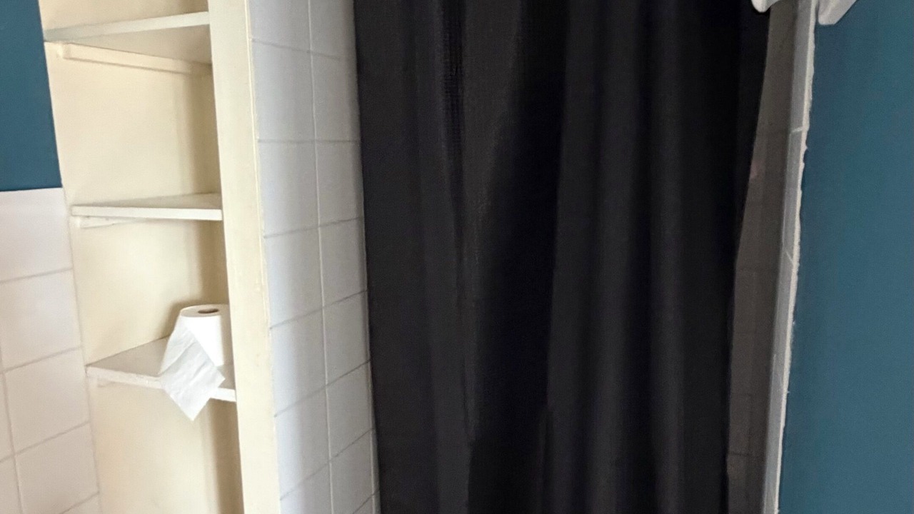 Photo of Bathroom in Downtown Angers