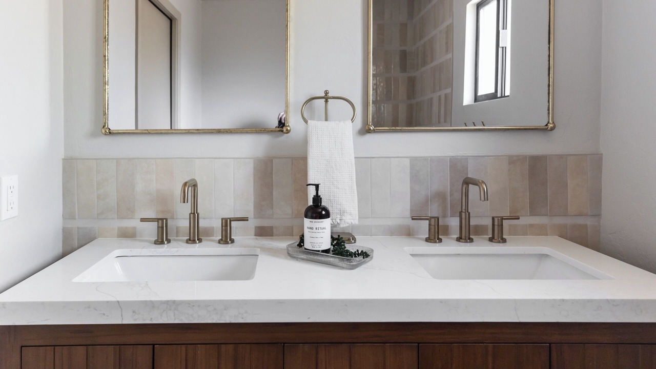 Photo of Bathroom in Blenman-Elm